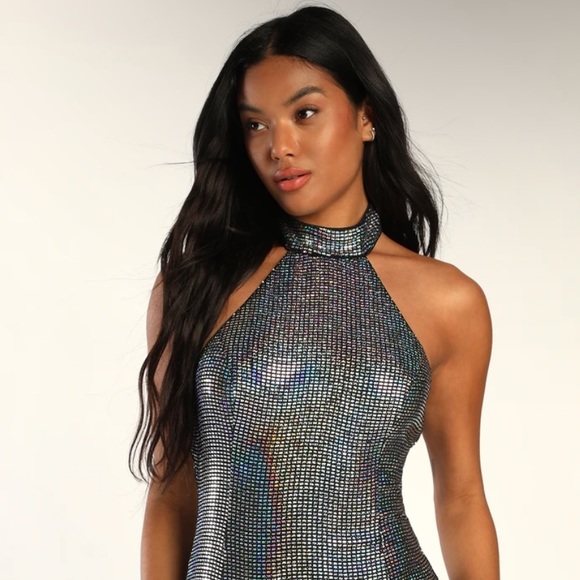 NWOT Lulus Striking Glow Iridescent Silver Sequin Halter Bodycon Dress, SzM - Picture 2 of 5